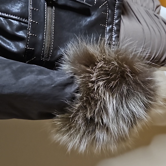 Danier Leather/Fabric/Real Fur Jacket - Picture 9 of 15